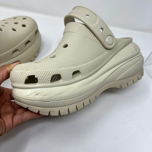 Crocs Unisex Adult Mega Crush Beige Clogs Size Men 3/ Women 5 - Picture 10 of 10